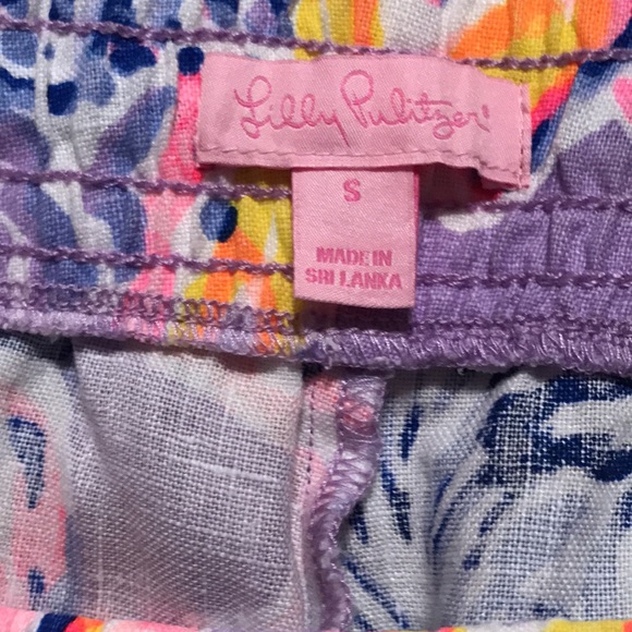 Lilly Pulitzer shorts. Small. - Picture 5 of 6